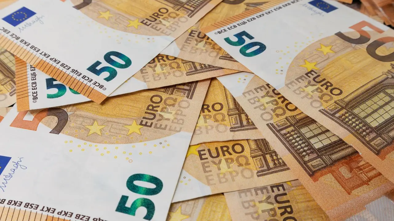 Banconote da 50 euro sotto osservazione la Banca Centrale avverte sui rischi reali Immagine selezionata
