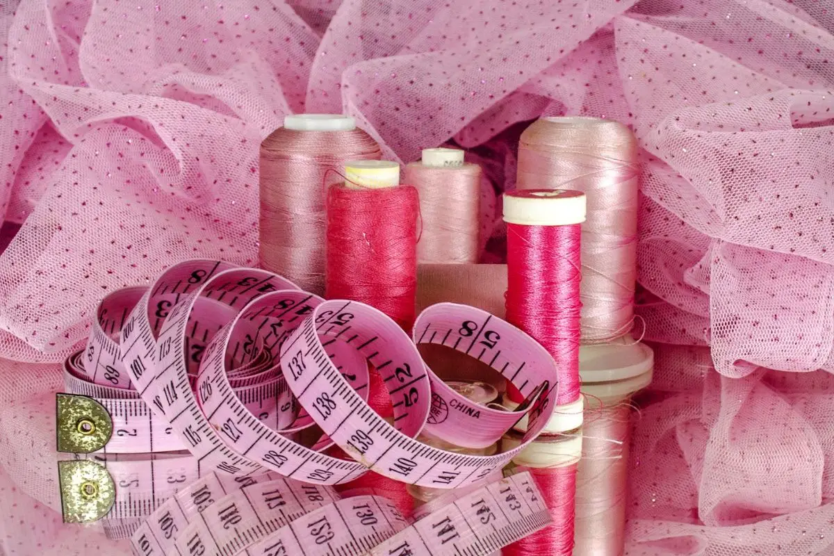 Da passione per la moda a impresa creativa la storia che motiva gli aspiranti stilisti Immagine selezionata