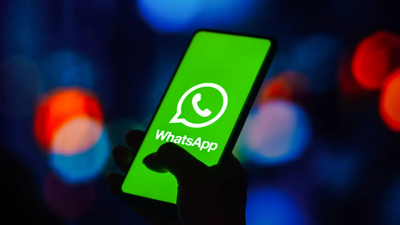 Disattivare Meta AI su WhatsApp: ecco perché dovresti farlo subito Disattivare Meta AI su WhatsApp: ecco perché dovresti farlo subito