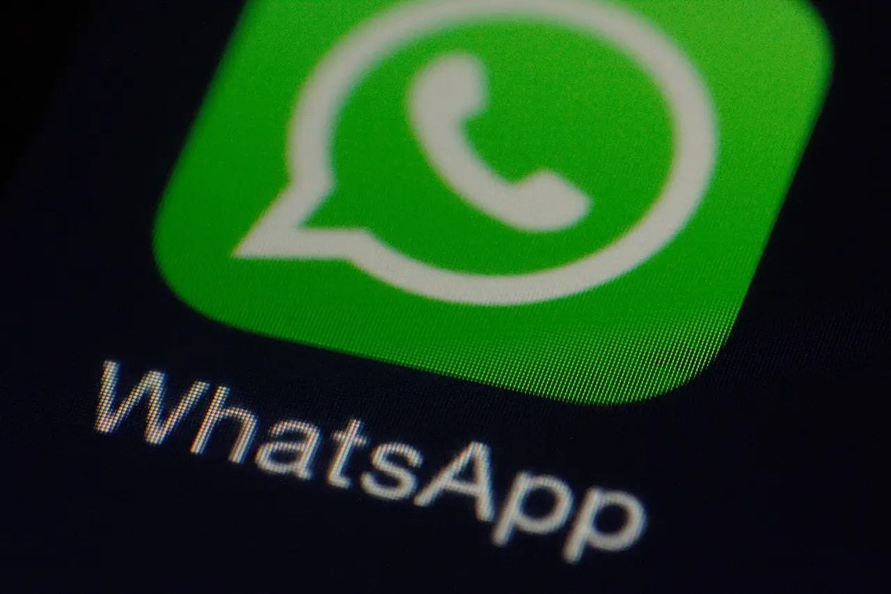 Come disattivare Meta AI su WhatsApp: guida pratica e motivi per farlo Come disattivare Meta AI su WhatsApp: guida pratica e motivi per farlo